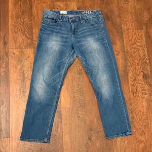 GAP 1969 Women's Real Straight Medium Wash Jeans